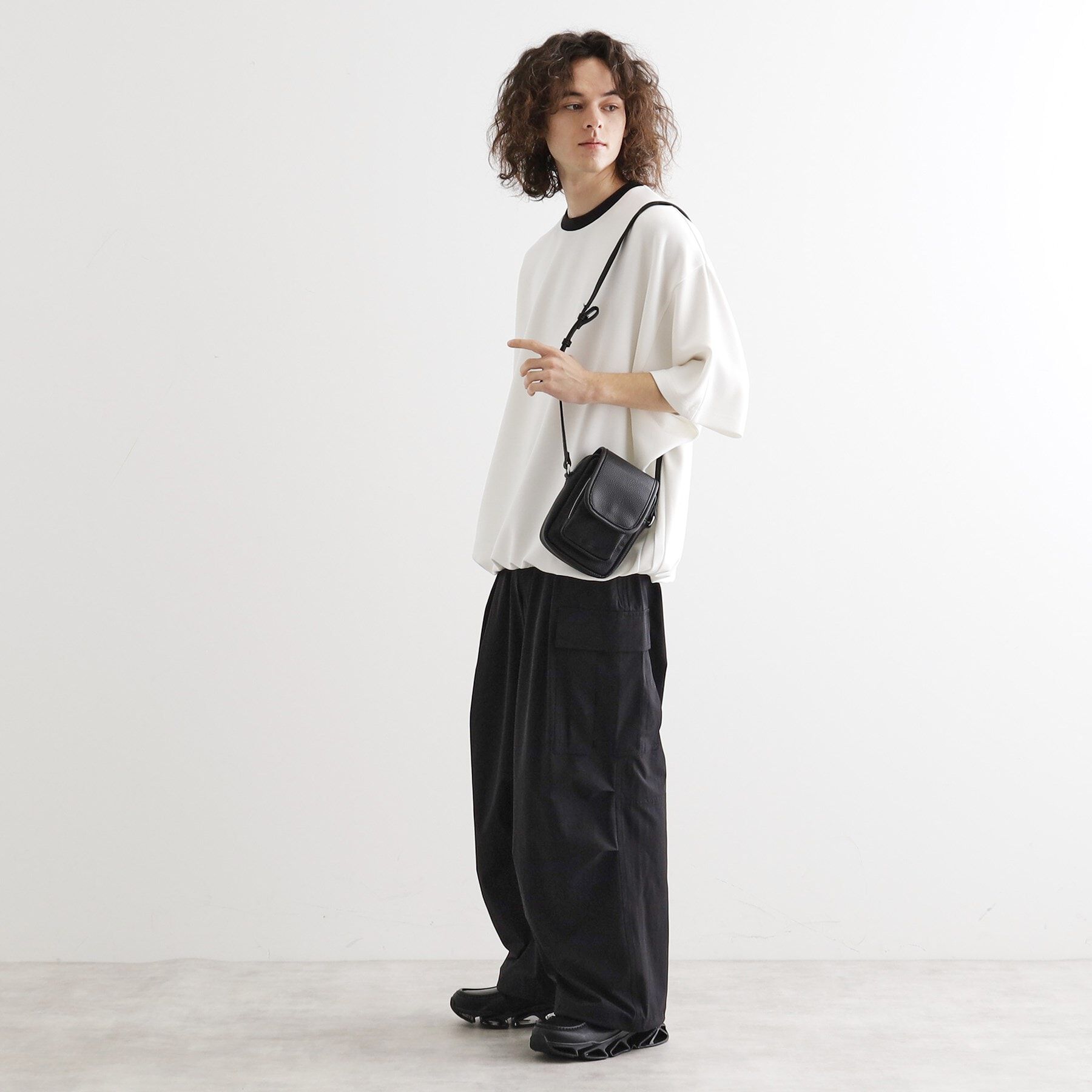 tk.TAKEO KIKUCHI「フラップミニショルダー」|ショルダー・メッセンジャー|