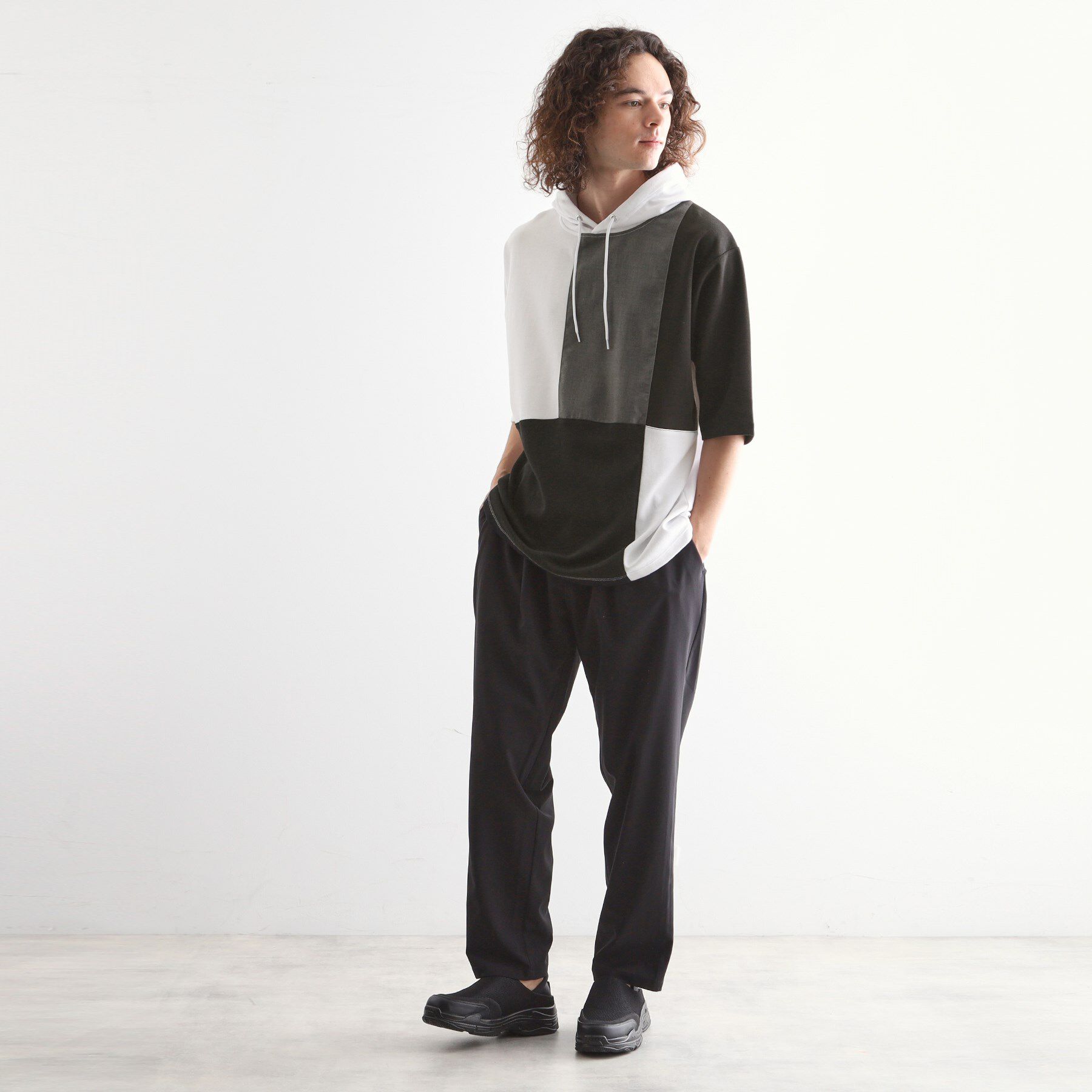 tk.TAKEO KIKUCHI「5分袖キリカエポンチフーディ」|パーカー|