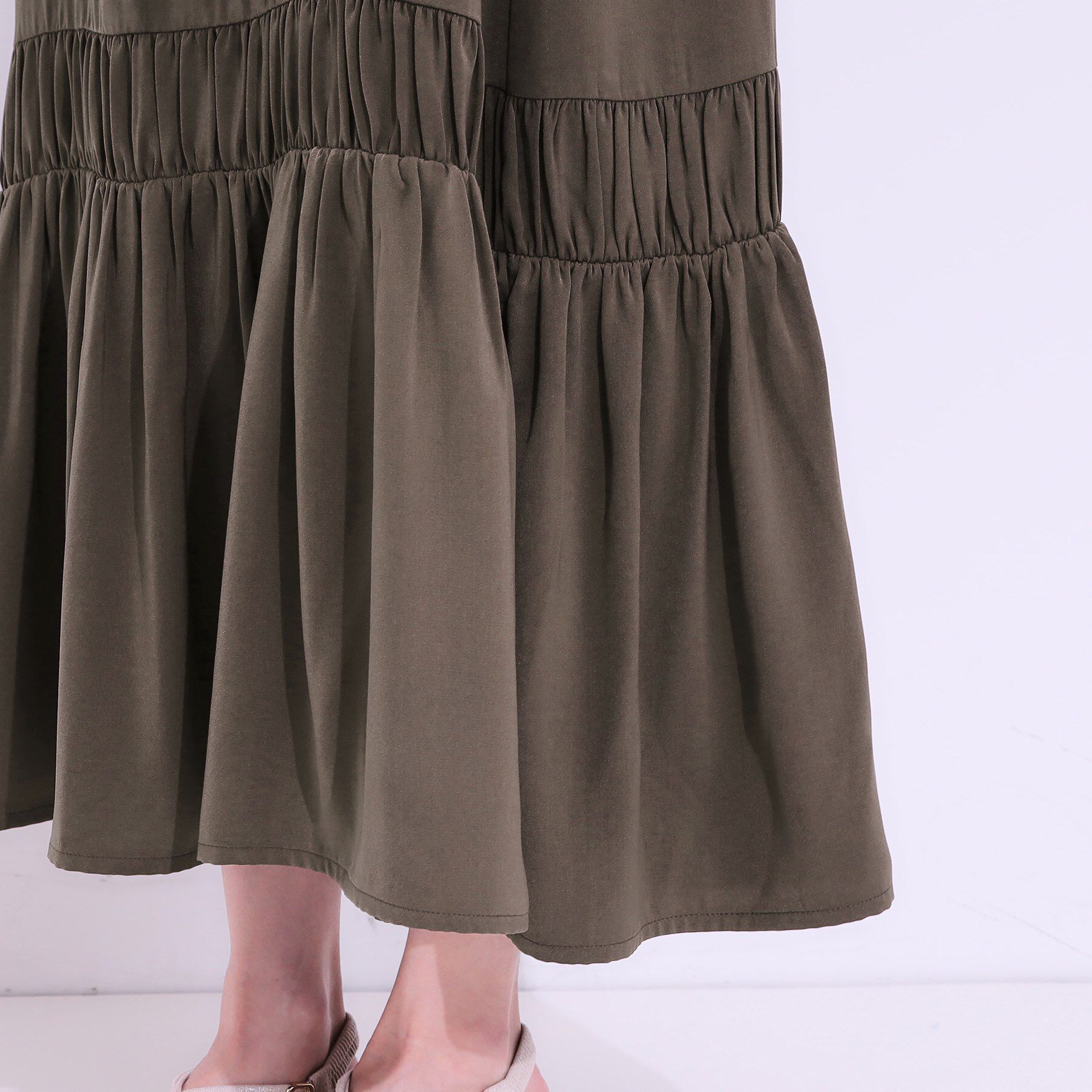 SHOO･LA･RUE「【ひんやり】シャーリングがアクセントに 大人のデザインキャミワンピース」|ワンピース|