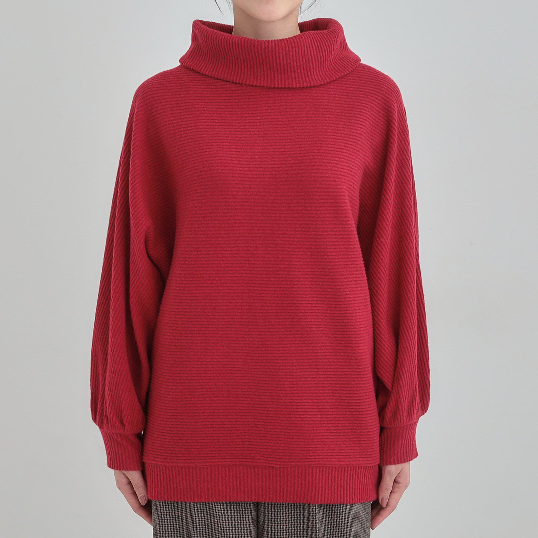 SHOO･LA･RUE「お顔周りをスッキリ見せるオフタートルリブドルマン」|Tシャツ・カットソー|