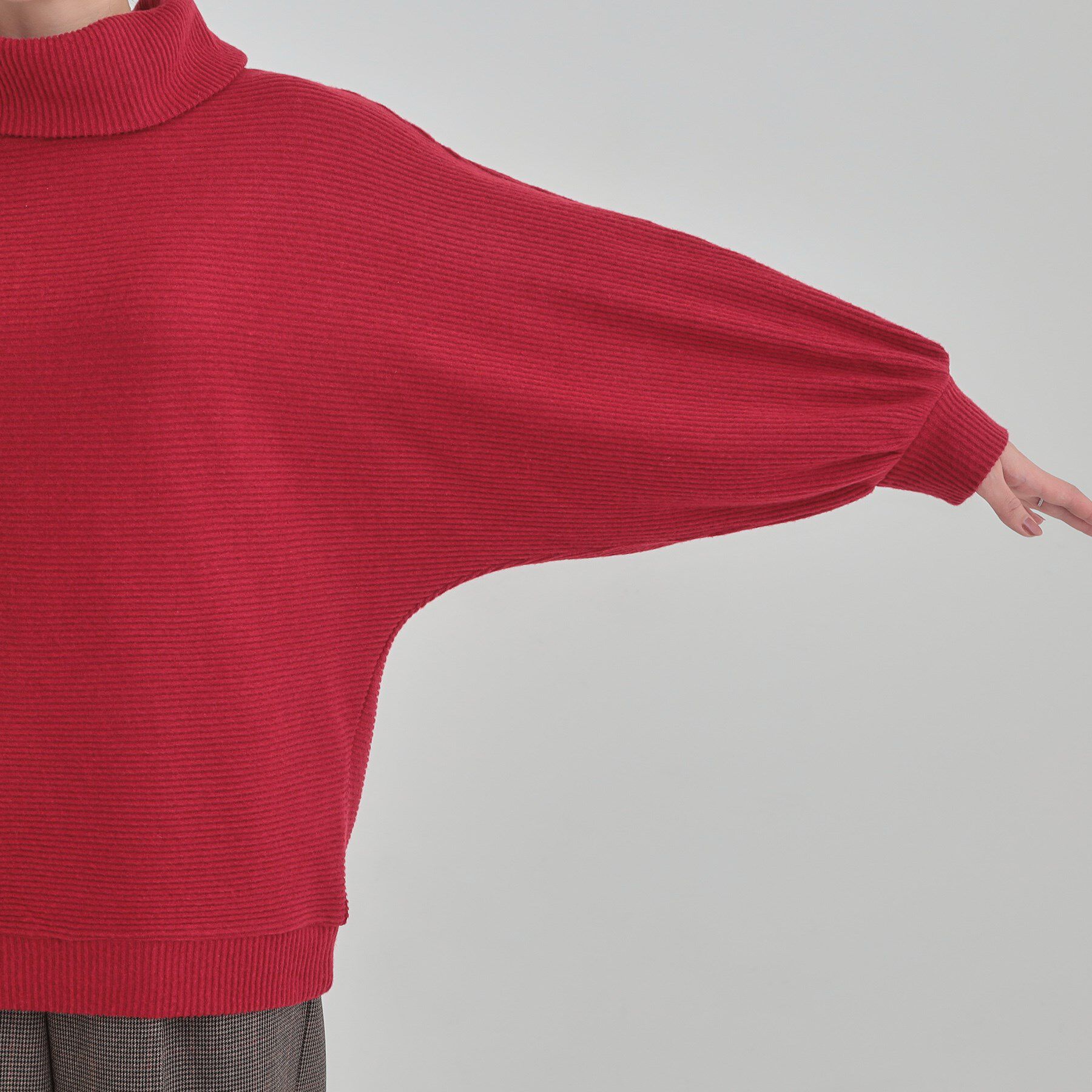 SHOO･LA･RUE「お顔周りをスッキリ見せるオフタートルリブドルマン」|Tシャツ・カットソー|