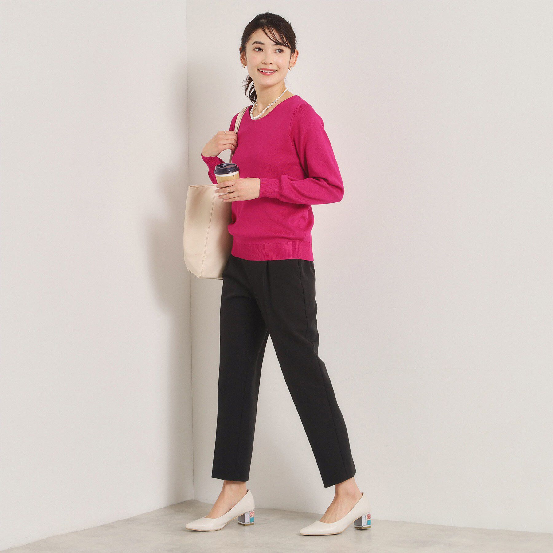 ITS&rsquo;DEMO「【洗濯機OK】花粉防止Vネックニット」|ニット・セーター|