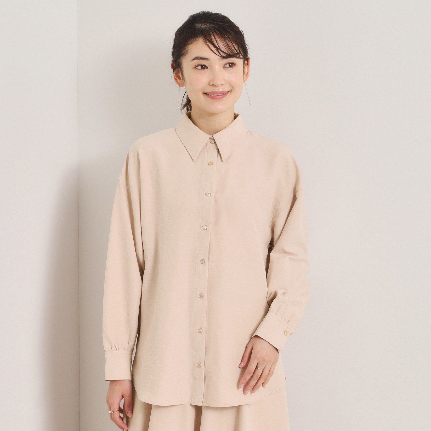 ITS&rsquo;DEMO「【手洗い可／セットアップ可】サテンピーチシャツ」|シャツ・ブラウス|