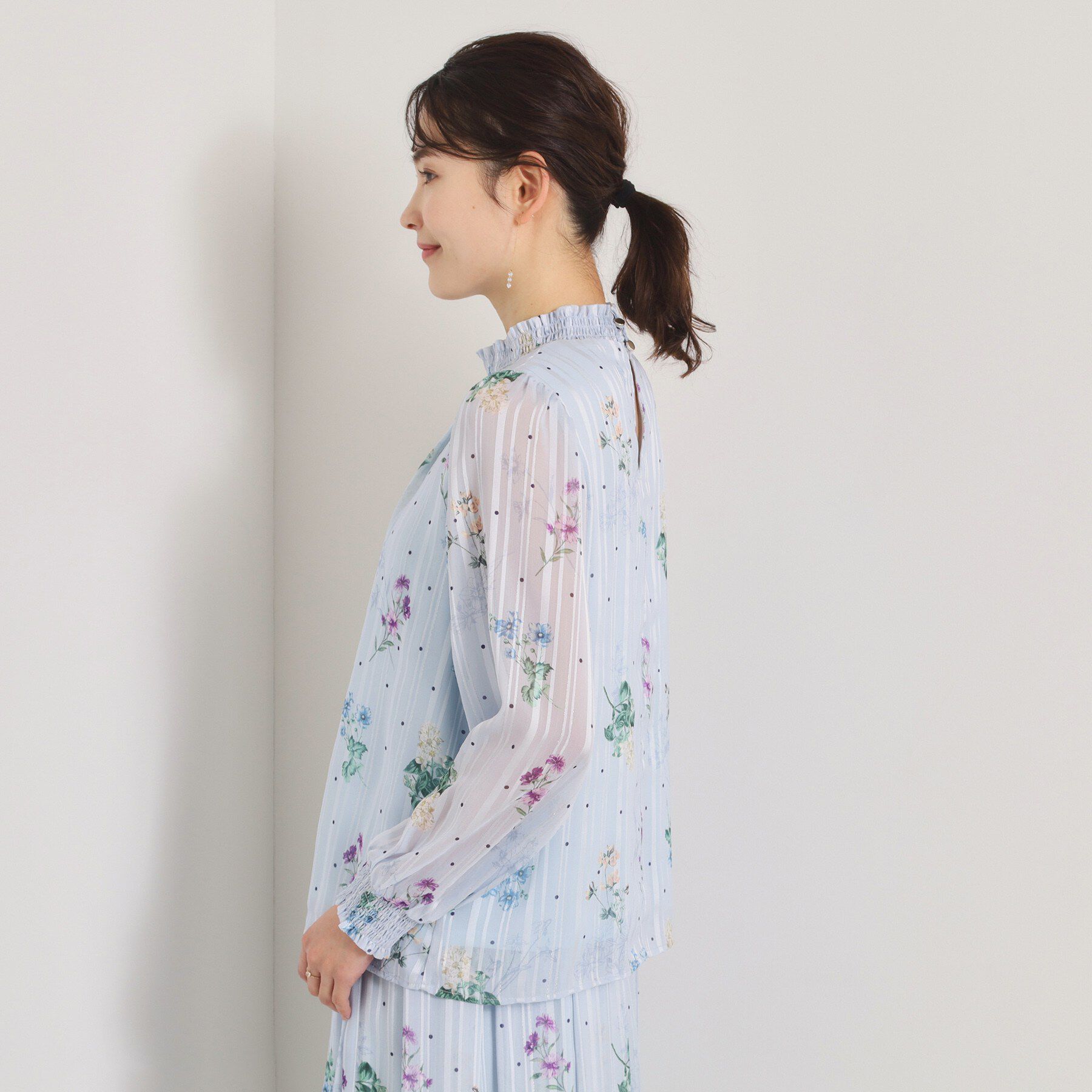 ITS&rsquo;DEMO「【手洗い可／セットアップ可】ラメストライプ花柄ブラウス」|シャツ・ブラウス|