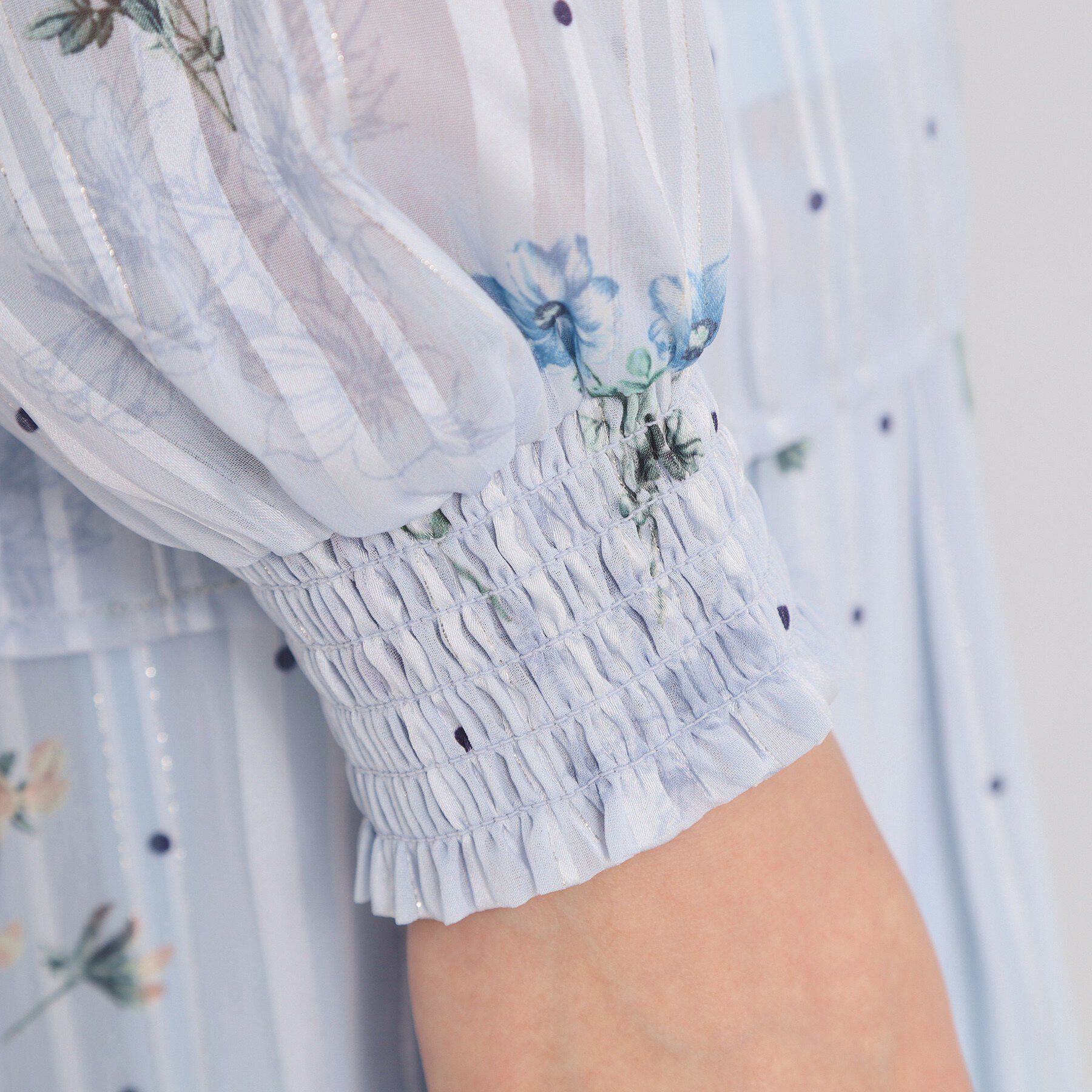 ITS&rsquo;DEMO「【手洗い可／セットアップ可】ラメストライプ花柄ブラウス」|シャツ・ブラウス|