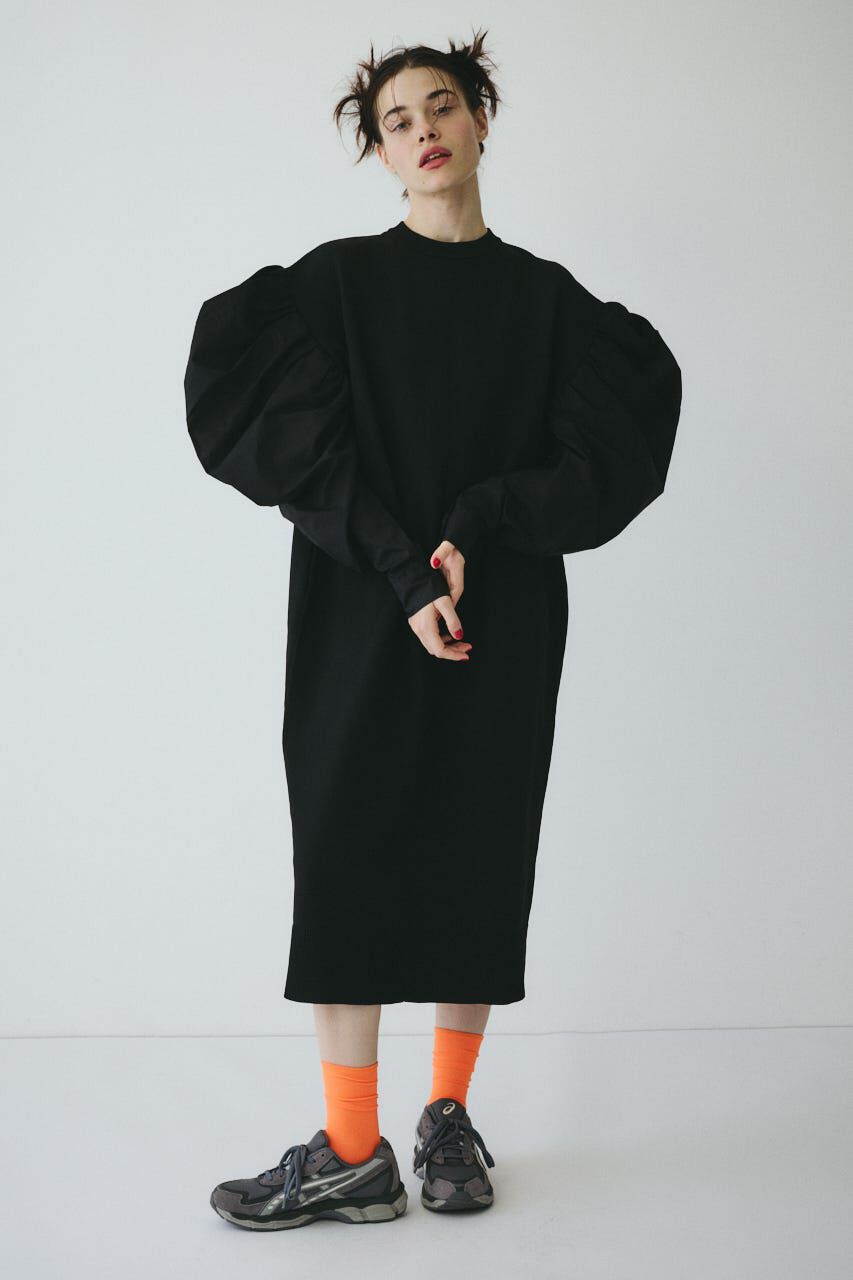 HeRIN.CYE「Volume sleeve knit dress」|ワンピース|BLK