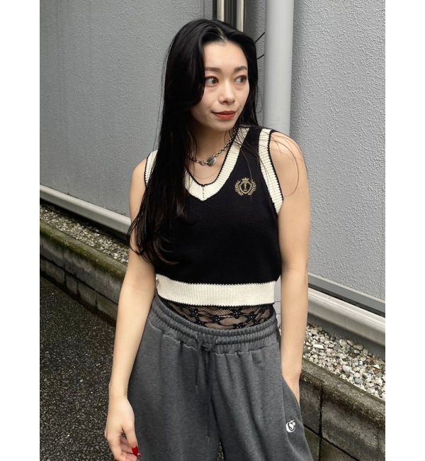 EVRIS「エンブレムクロップドニットベスト」|ベスト・ジレ|