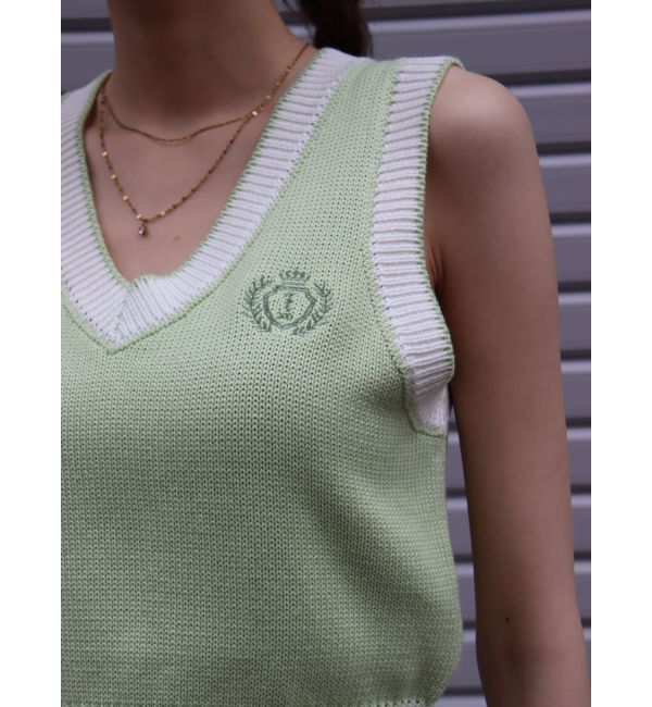 EVRIS「エンブレムクロップドニットベスト」|ベスト・ジレ|