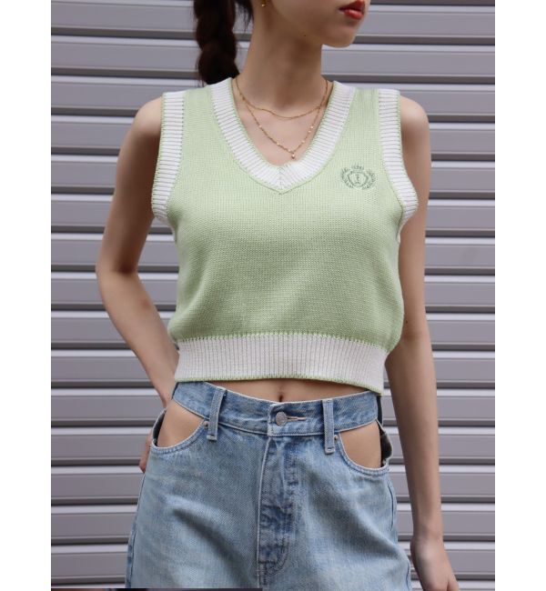 EVRIS「エンブレムクロップドニットベスト」|ベスト・ジレ|