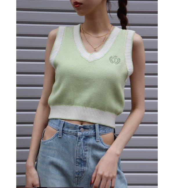 EVRIS「エンブレムクロップドニットベスト」|ベスト・ジレ|