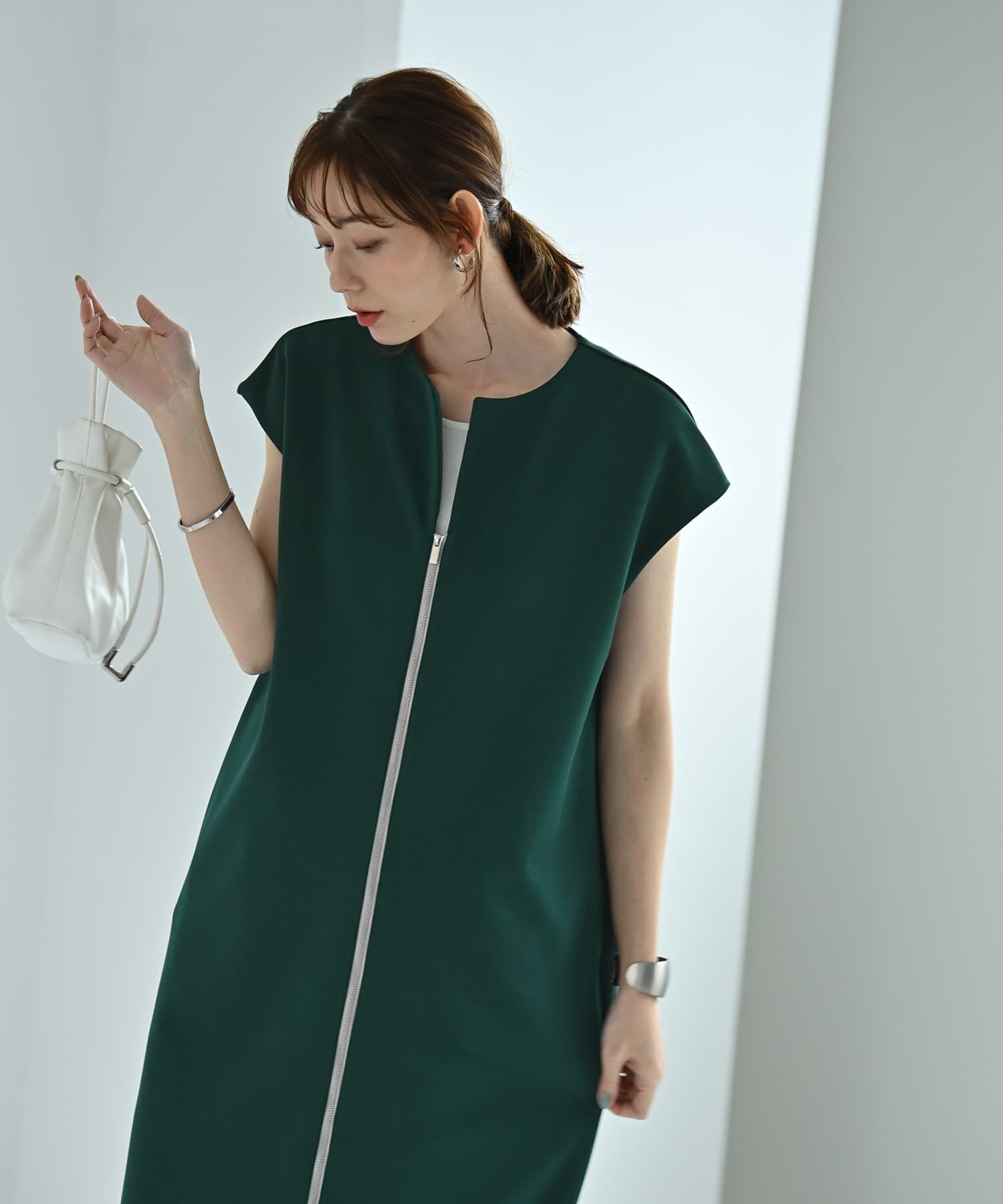 STYLE DELI「【Kana Oyama&times;BLK001】ジップジレワンピース／DELI size」|ワンピース|グリーン