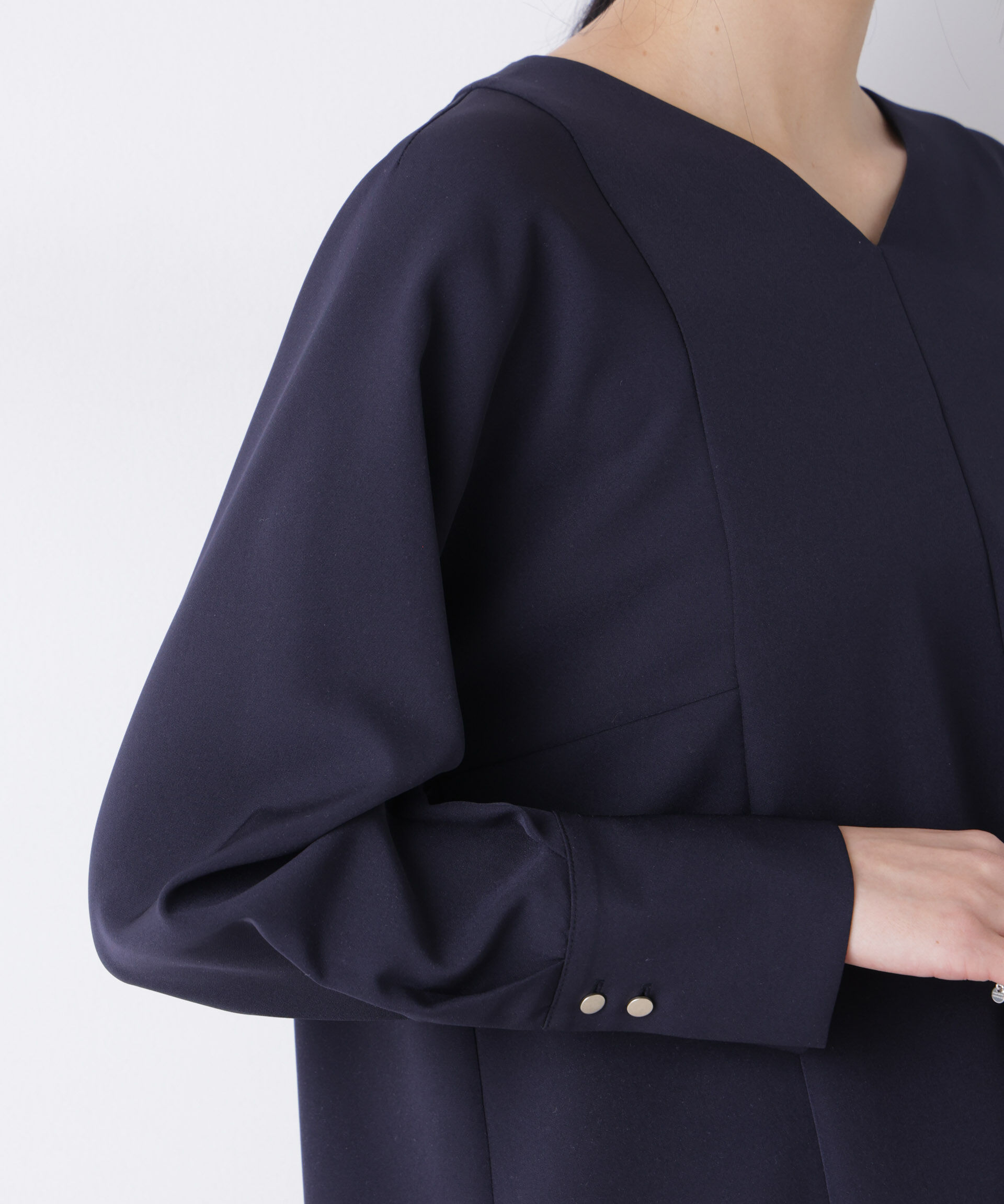 nano･universe「デイリーファンクション Vネックブラウス(セットアップ可)」|シャツ・ブラウス|