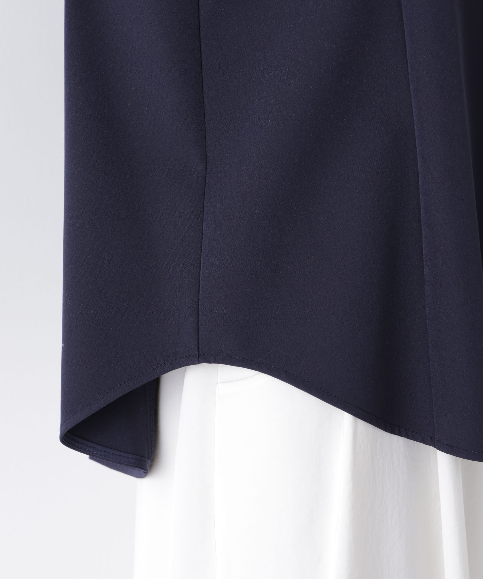 nano･universe「デイリーファンクション Vネックブラウス(セットアップ可)」|シャツ・ブラウス|