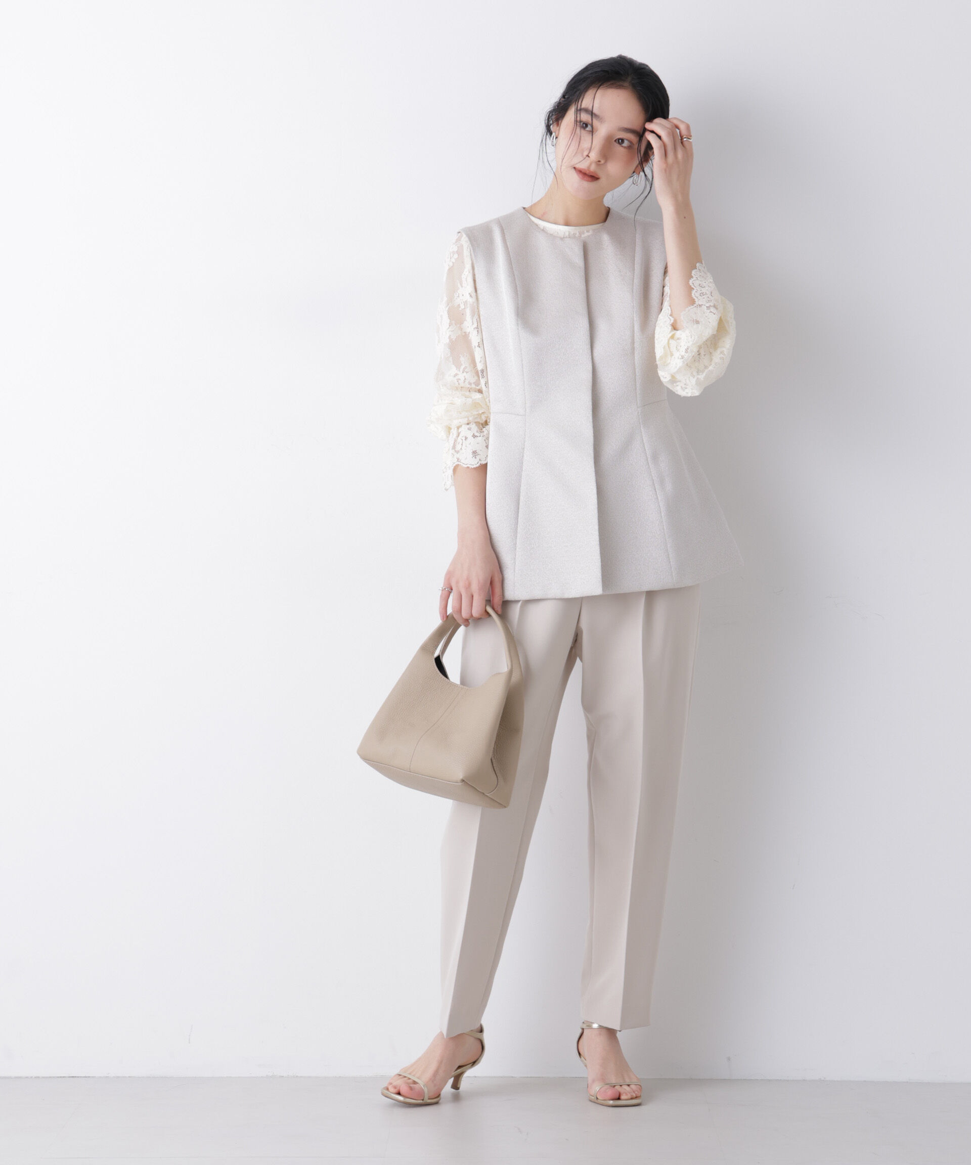 nano･universe「デイリーファンクション タックテーパードパンツ(セットアップ可)」|チノ|