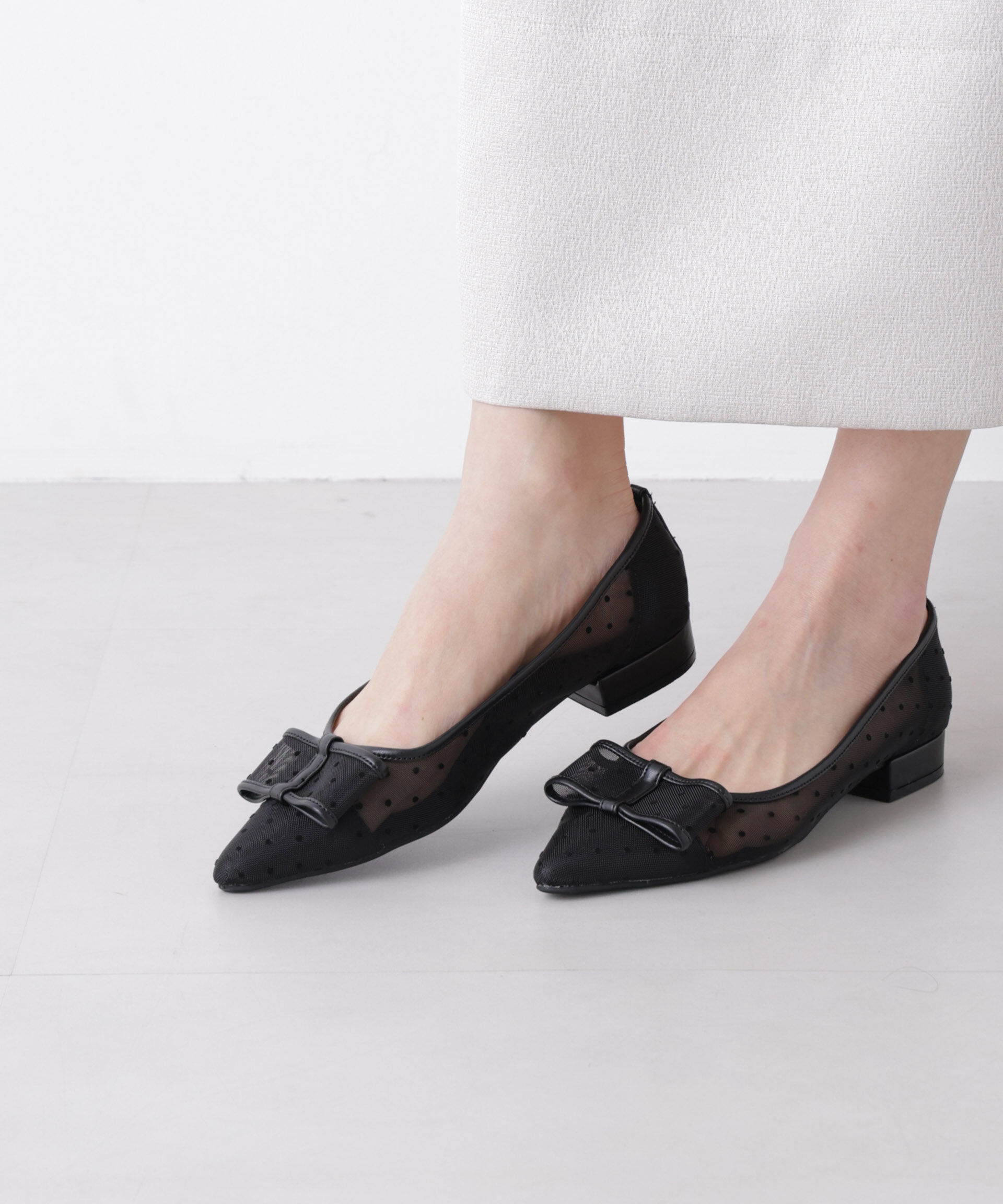 nano･universe「ドットフロッキーリボンパンプス」|ビジネス・ドレスシューズ|ブラック
