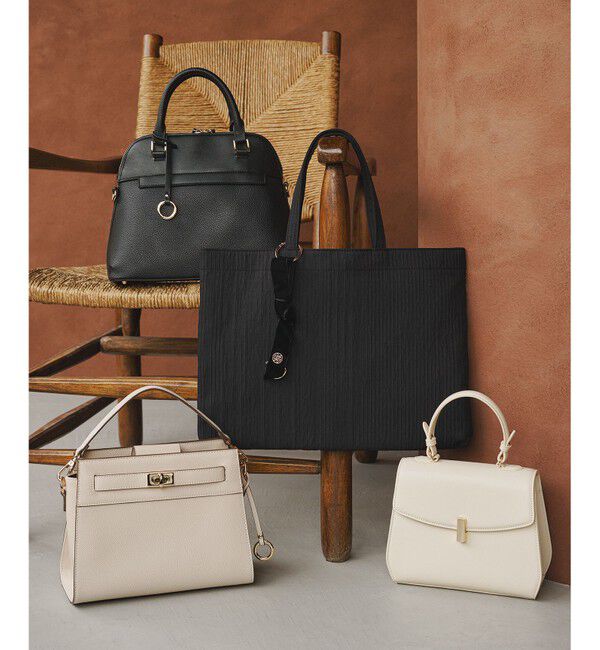 組曲「ベルトデザインスクエアショルダーバッグ」|ショルダー・メッセンジャー|