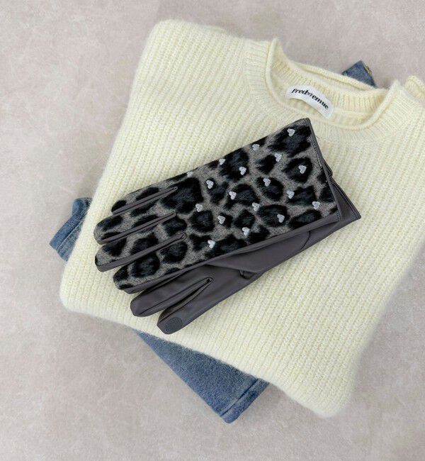 fredy emue「【CASSELINI/キャセリーニ】柄&times;モチーフ刺しゅうグローブ」|手袋|グレー系その他