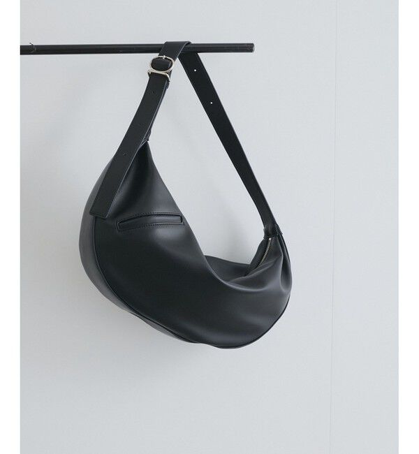 VIS「フロント斜めポケットショルダーバッグ」|ショルダー・メッセンジャー|ブラック(01)