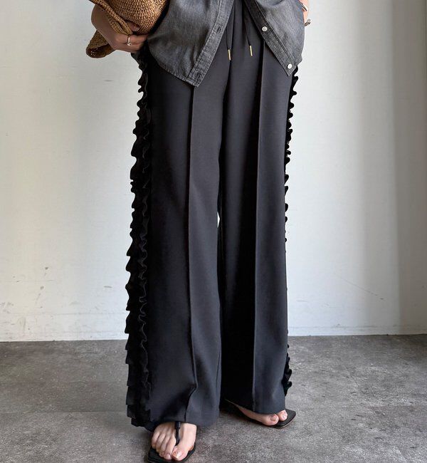  「【WEB限定】カットジョーゼットサイドフリルラインパンツ」|チノ|