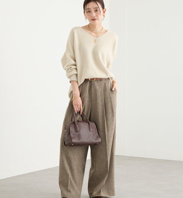  「【洗練された雰囲気に】ゴールドモチーフフラットシューズ」|その他|