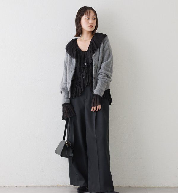  「【洗練された雰囲気に】ゴールドモチーフフラットシューズ」|その他|