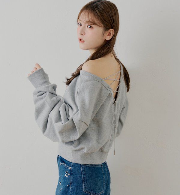  「【SALON by Chico/一部店舗限定】バックレースアップクルースウェット」|Tシャツ・カットソー|