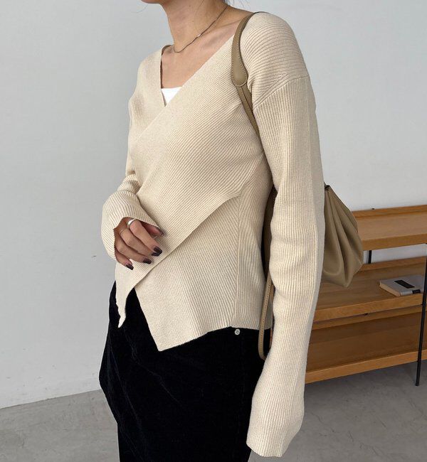  「【新色/ライトベージュ・グレー】クロスVネックニット」|ニット・セーター|