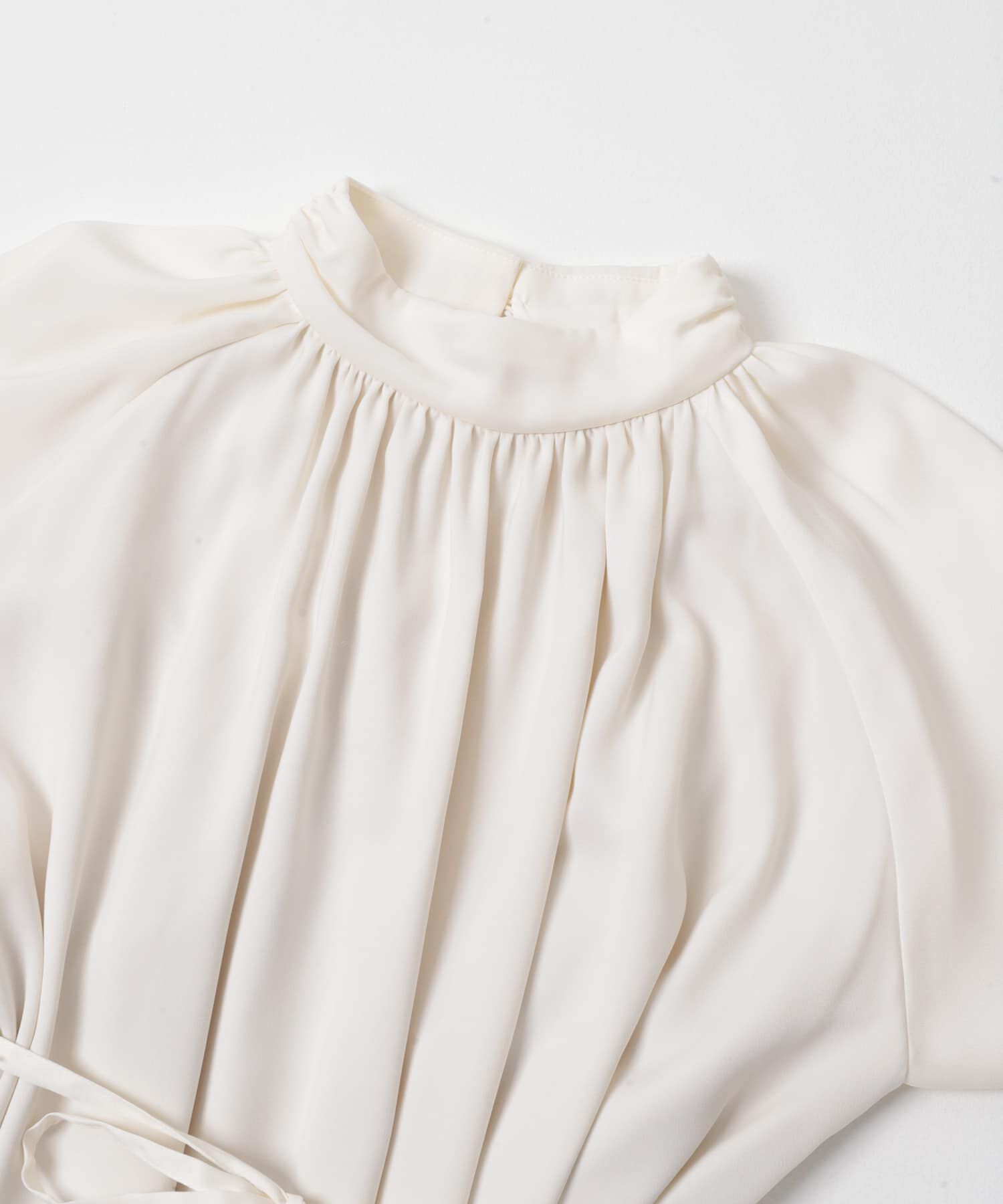 URBAN RESEARCH ROSSO「ハイネックギャザーサテンドレス」|ワンピース|