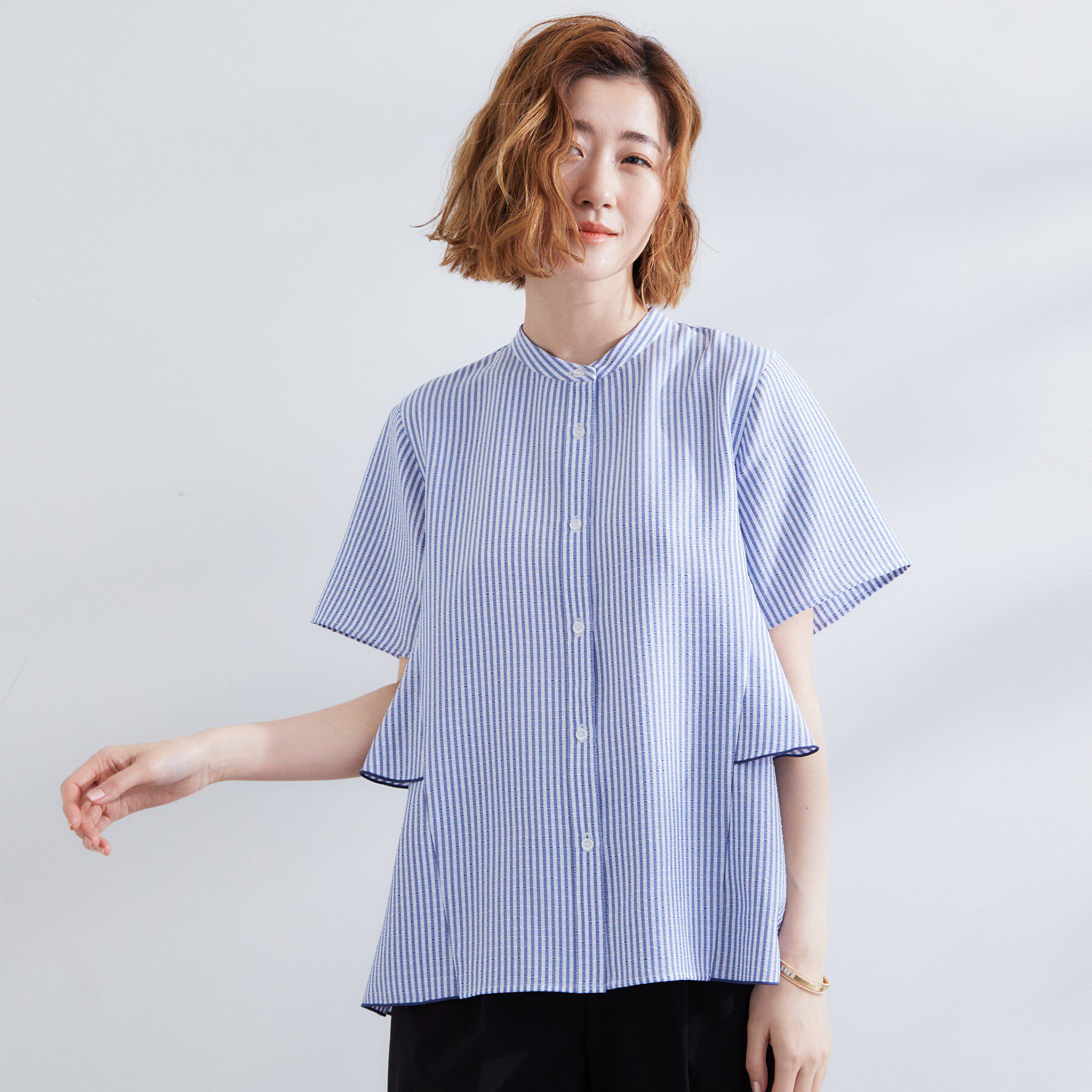 grove「【360&deg;抜かりない】ストライプアソートバックフレアブラウス」|シャツ・ブラウス|