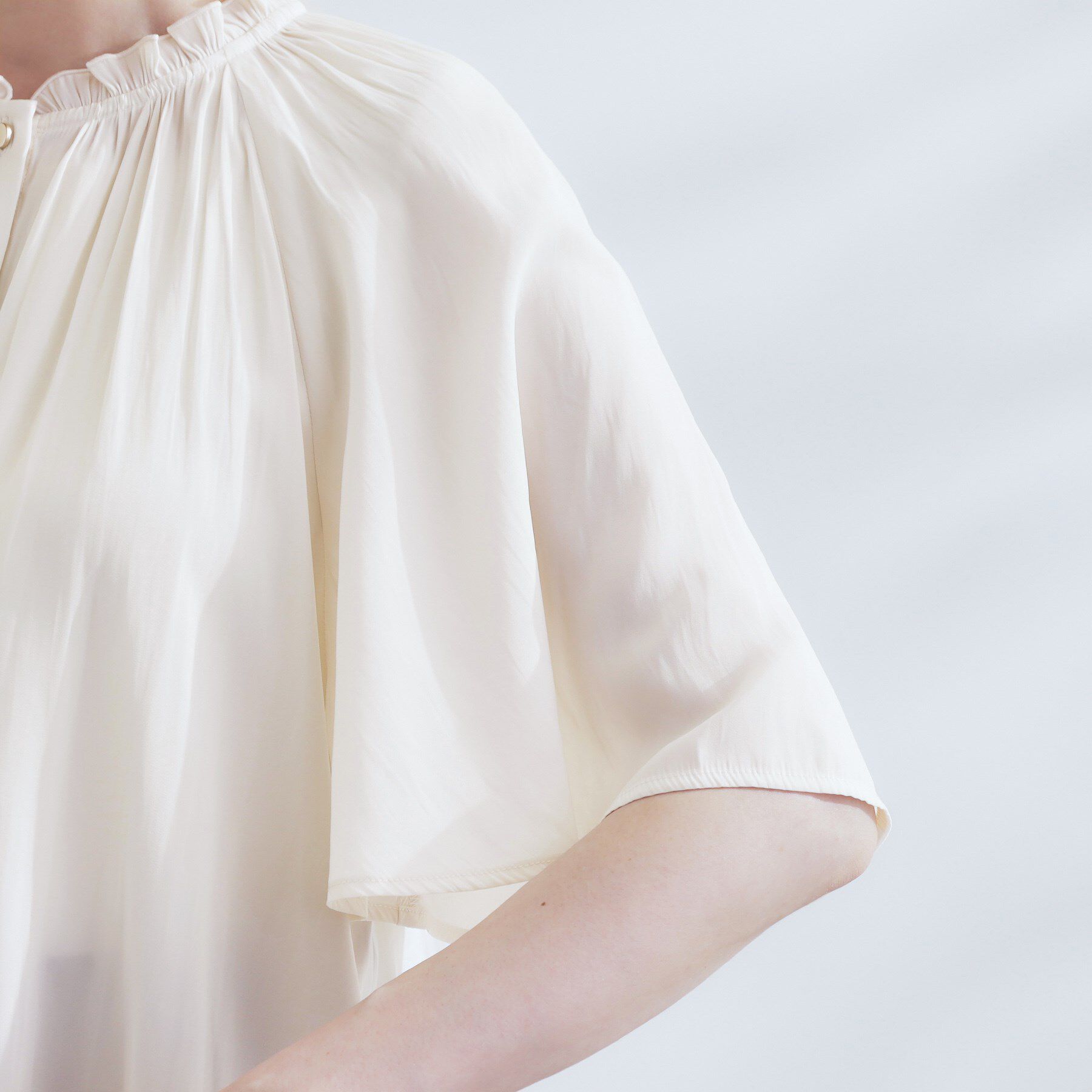 grove「【洗える/お仕事/二の腕カバー】ヴィンテージサテンブラウス」|シャツ・ブラウス|