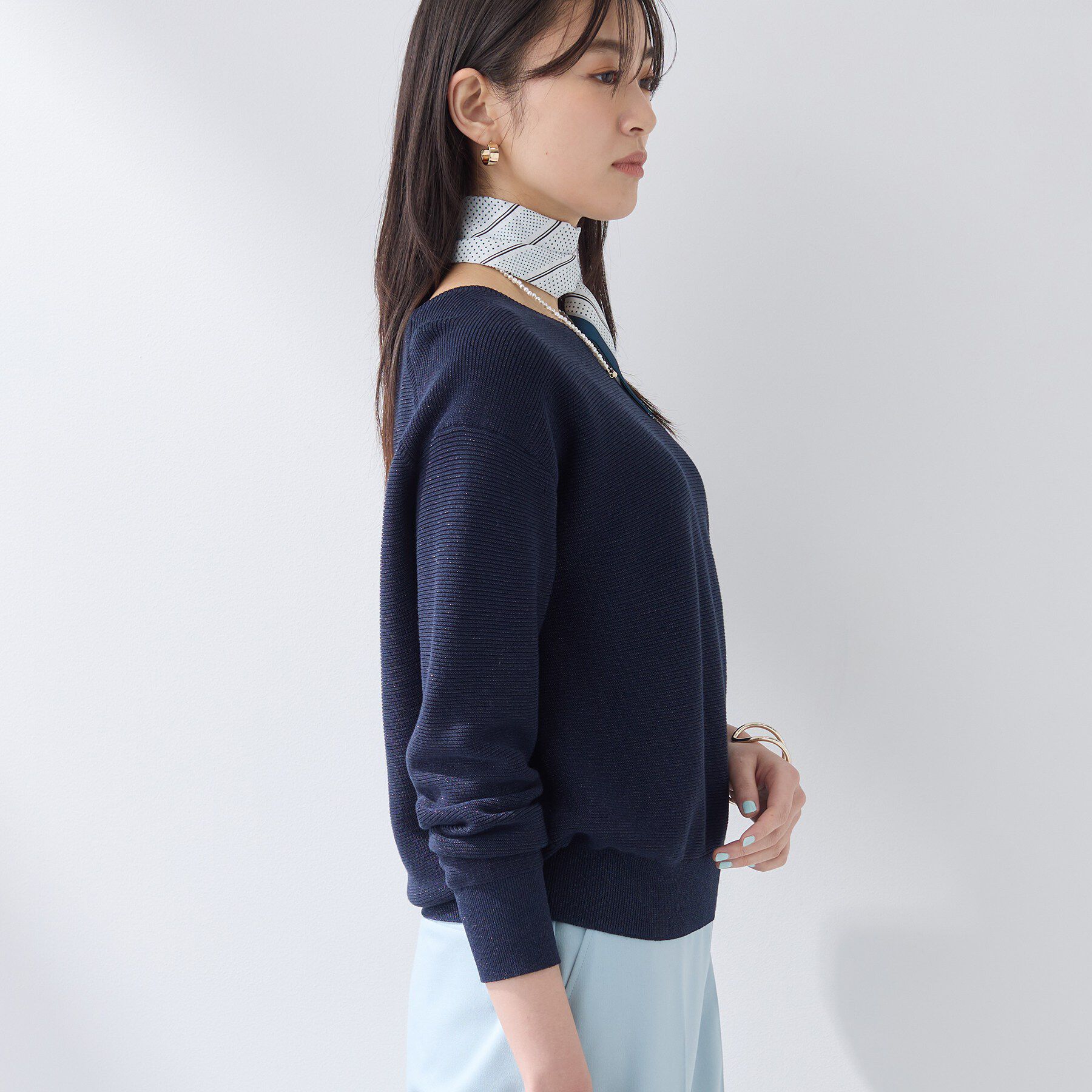 INDIVI「【洗える／軽量】きらめきVネックニット」|ニット・セーター|