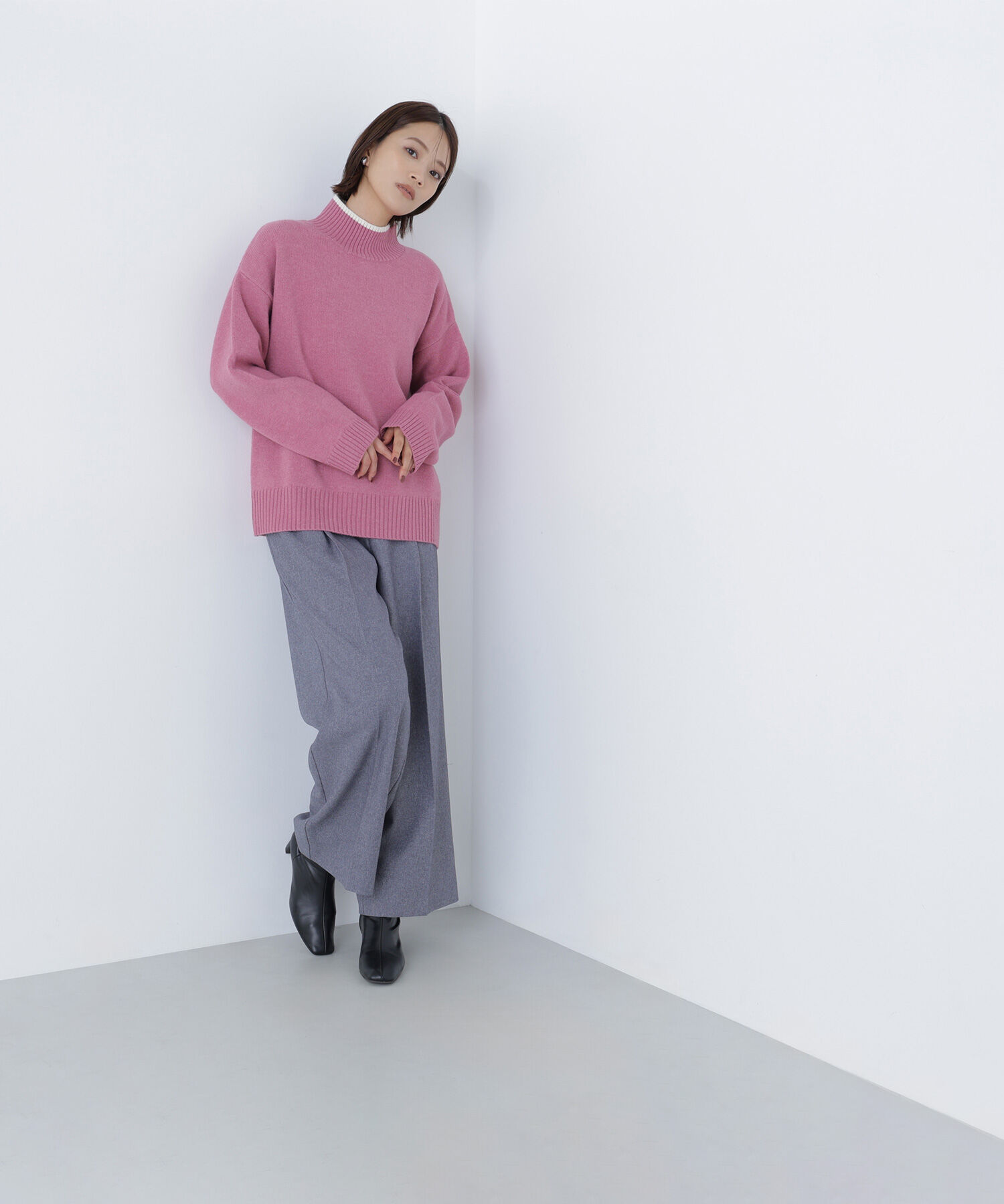  「バックボタンタートルニット」|ニット・セーター|