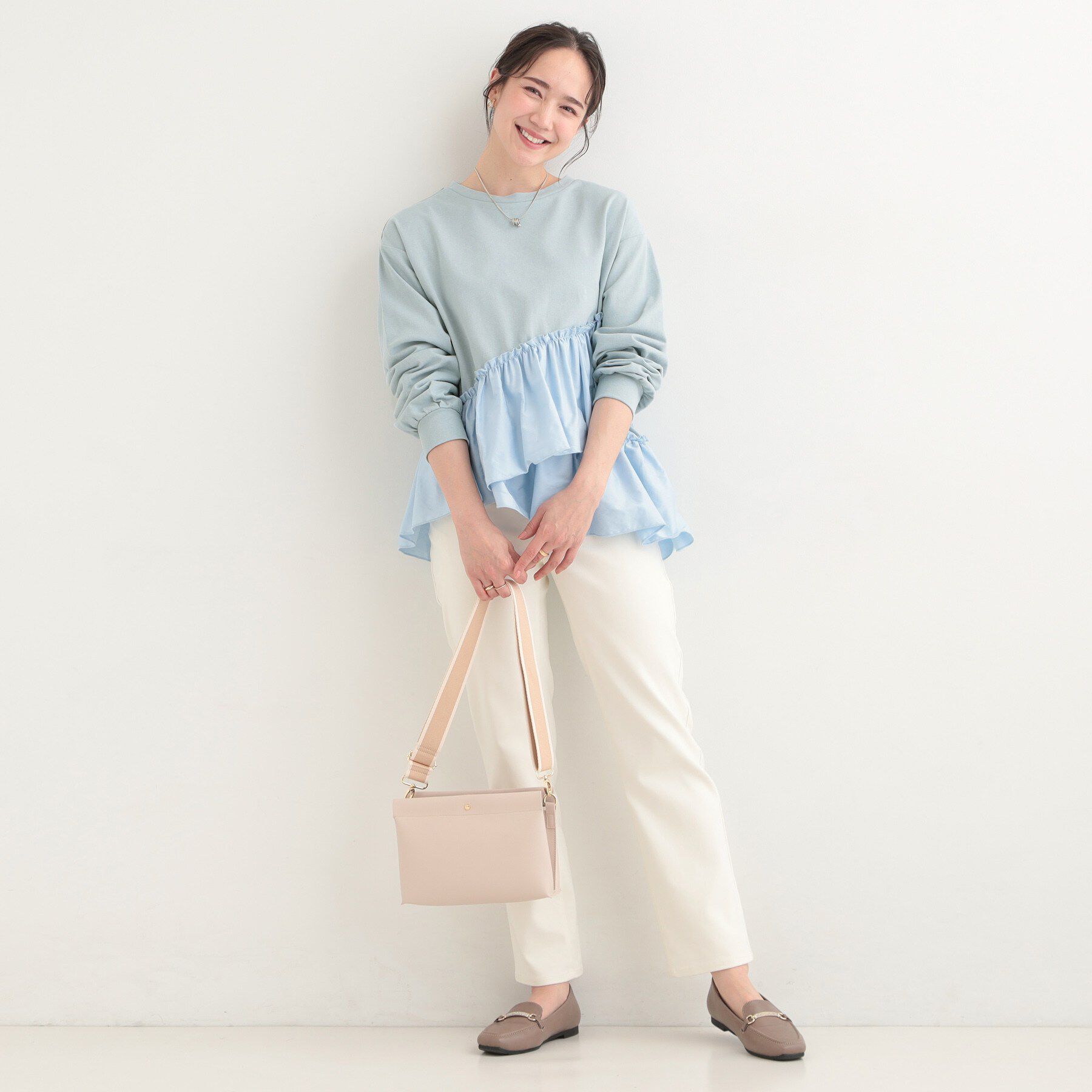 SHOO･LA･RUE「【洗濯機可】ほんのり甘い アシンメトリーフリルの上品トップス」|パーカー|