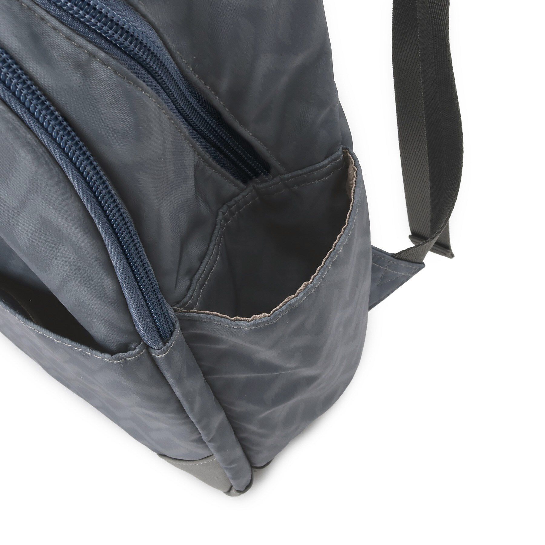 ITS&rsquo;DEMO「【9ポケット】アソートミニリュック」|リュック|