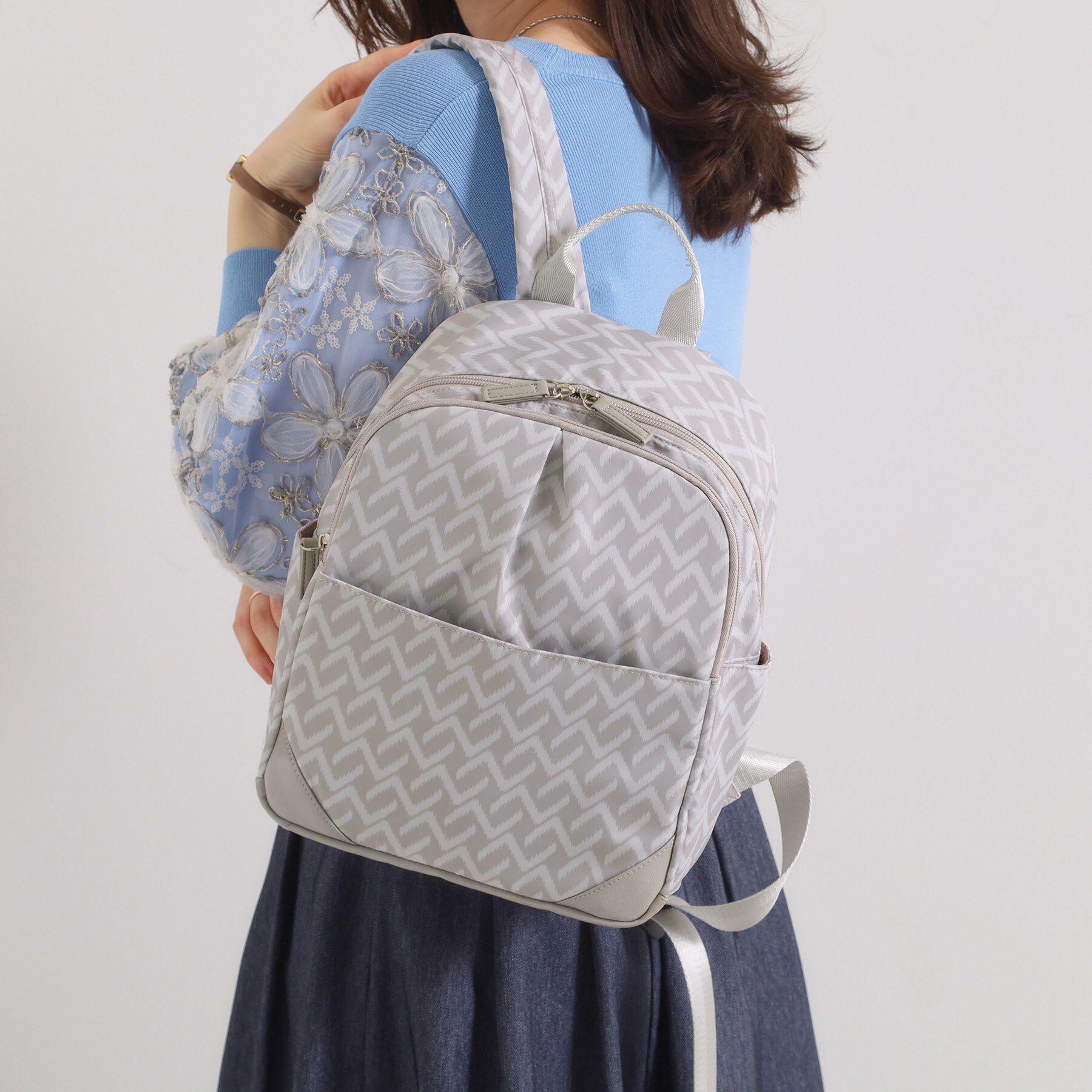 ITS&rsquo;DEMO「【9ポケット】アソートミニリュック」|リュック|グレージュ(150)