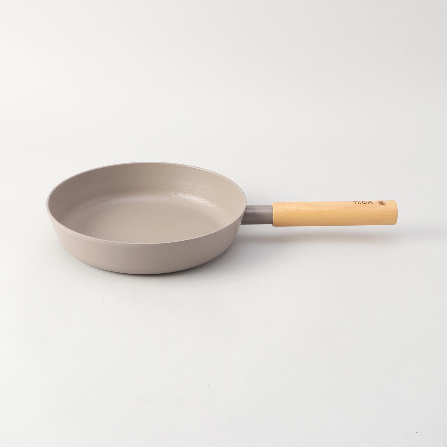 212 KITCHEN STORE「チタン＆ダイヤモンドＷコーティング フライパン24cm GY ＜TI：DA ティーダ＞」|食器・キッチングッズ|