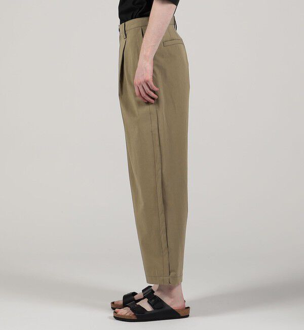 TOMORROWLAND MENS「コットンウェザー タックパンツ」|チノ|