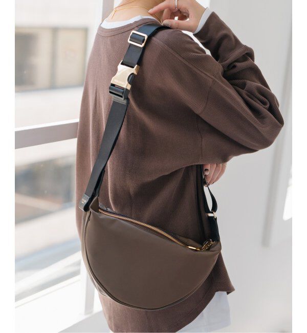 Spick and Span「《WEB限定 / 追加》VIOLAd&rsquo;ORO / ヴィオラドーロ BIANCAナイロンショルダー」|ショルダー・メッセンジャー|ブラウン