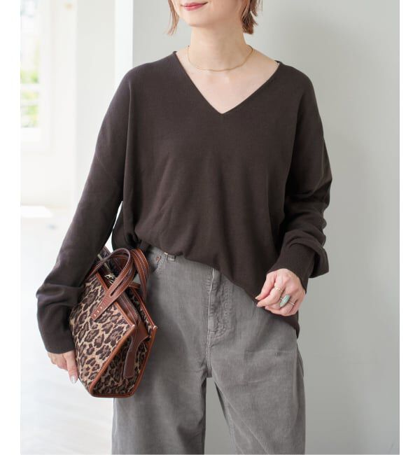Spick and Span「コットンバルキーヤーンルーズVネックプルオーバー」|ニット・セーター|