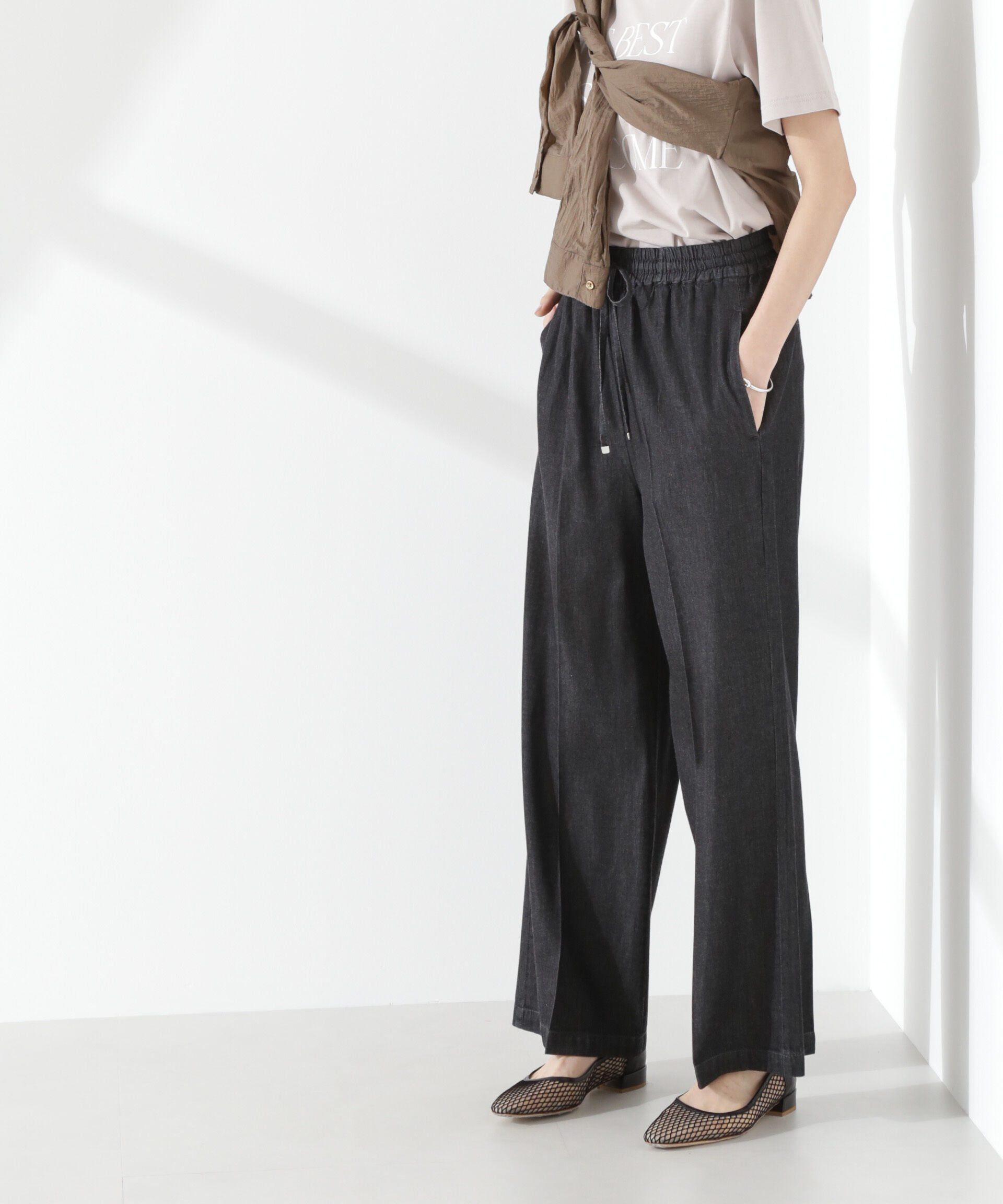 nano･universe「ライトデニムドロストセンタープレスパンツ(セットアップ可)」|チノ|