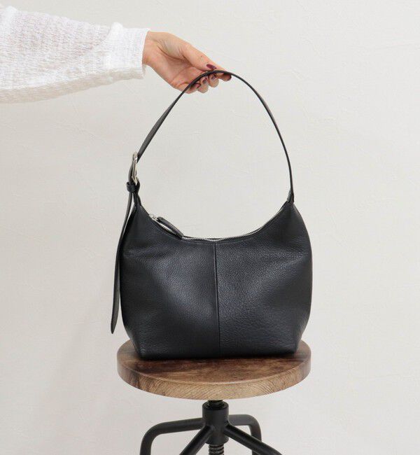 fredy emue「【BEAURE/ビュレ】バックルアジャストワンハンドルバッグ」|ショルダー・メッセンジャー|