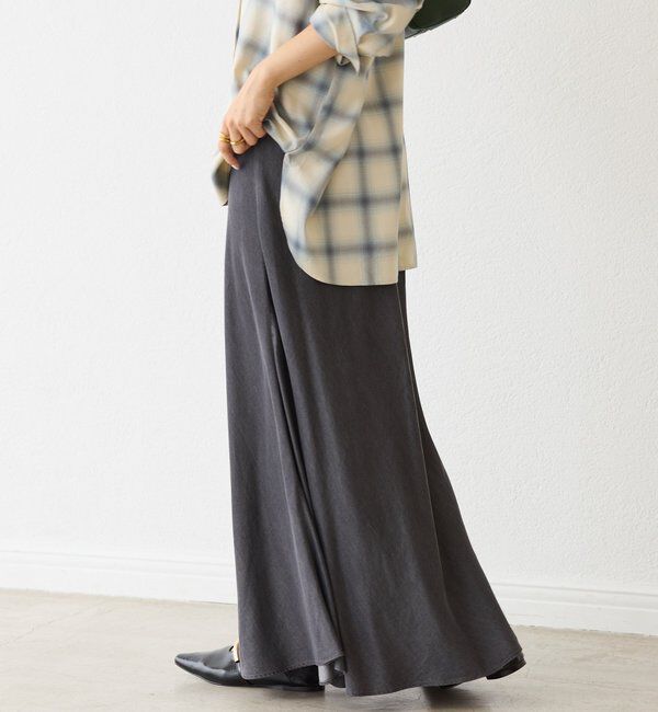  「【セットアップ可】ドレーピーデニムバイアススカート」|スカート|