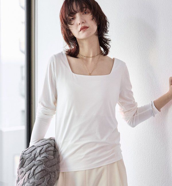  「【ニットのインナーにも】スクエアネックカットソー」|Tシャツ・カットソー|