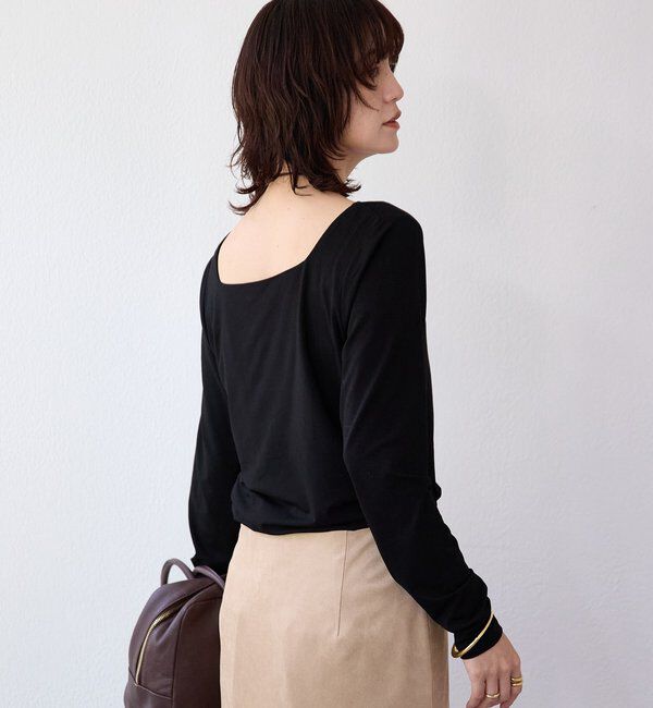  「【ニットのインナーにも】スクエアネックカットソー」|Tシャツ・カットソー|
