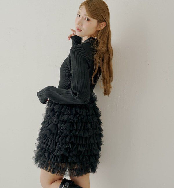  「【SALON by Chico】フリルティアード襟付きミニワンピース」|ワンピース|