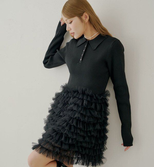  「【SALON by Chico】フリルティアード襟付きミニワンピース」|ワンピース|