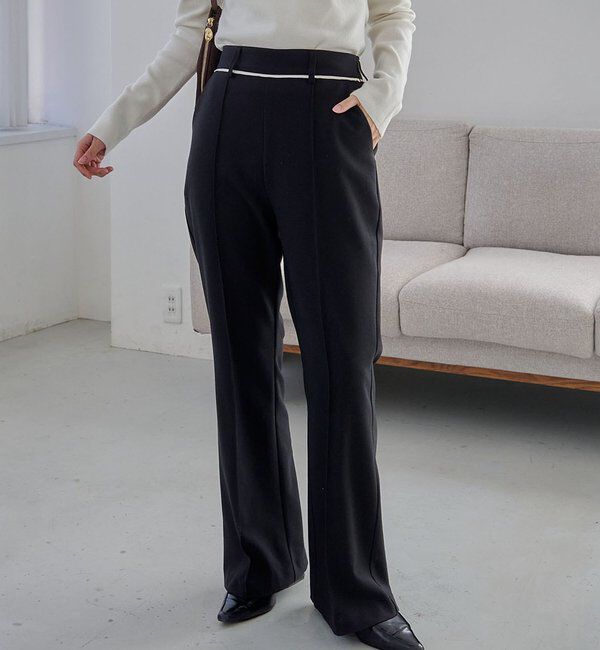  「【低身長サイズあり】ピンタックフレアパンツ」|チノ|ブラック