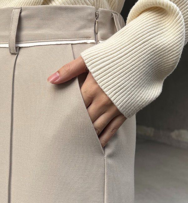  「【低身長サイズあり】ピンタックフレアパンツ」|チノ|