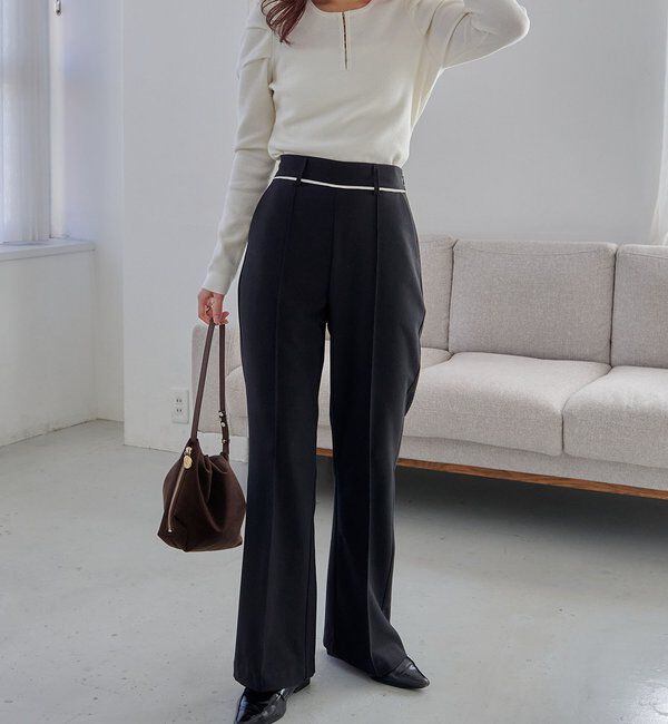  「【低身長サイズあり】ピンタックフレアパンツ」|チノ|