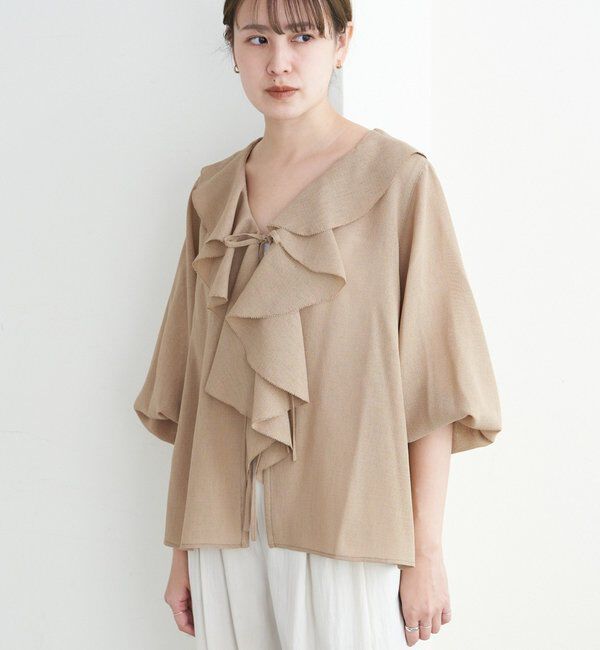  「【26SS予約】フリルカラーブラウス」|シャツ・ブラウス|ベージュ